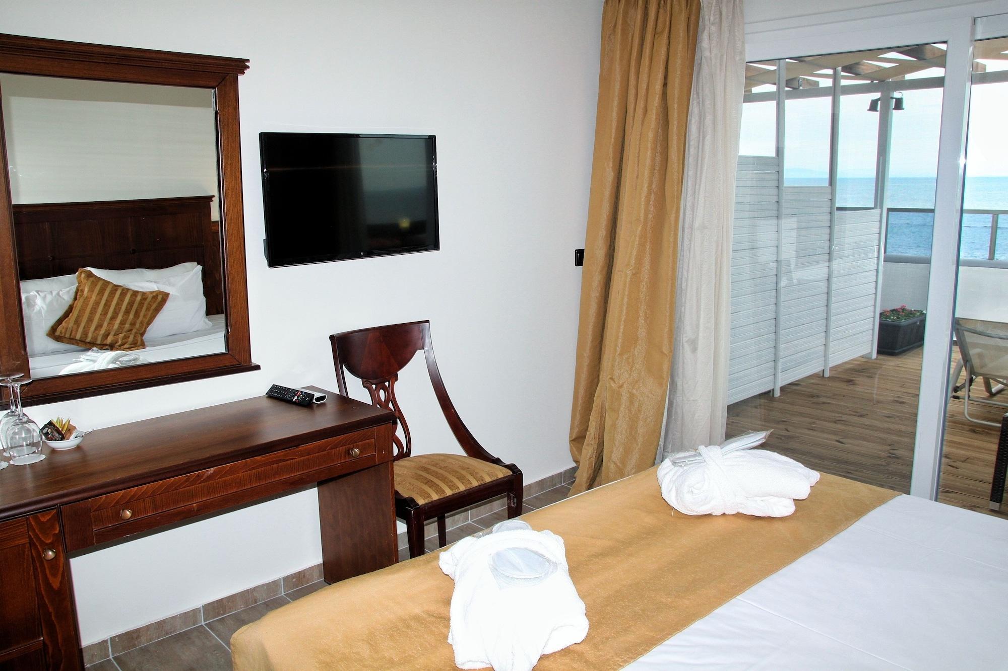 Paralia Beach Boutique Hotel Exterior foto